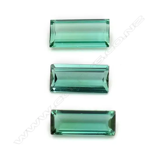 Tourmaline – 3.4ct. - 3 stones rectangular