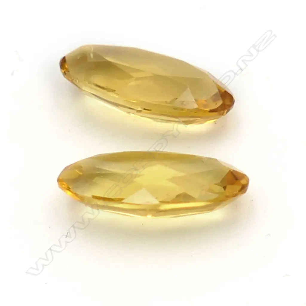 Citrine – 2.82ct.  - pair oval Image 1++