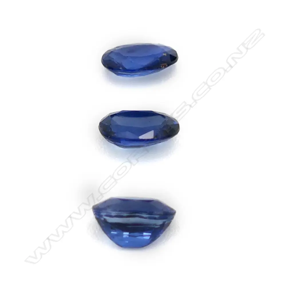 Sapphire – 3ct. - 9 stones oval Image 1++