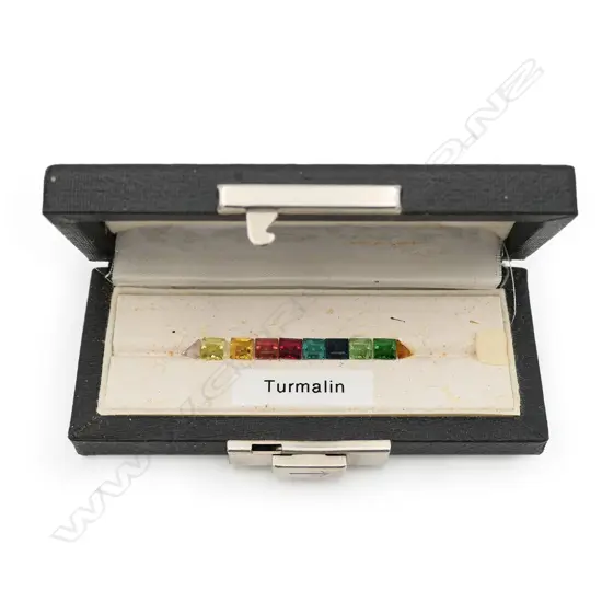 Tourmaline – 6.32ct. - 10 stones square and triangle faceted stones