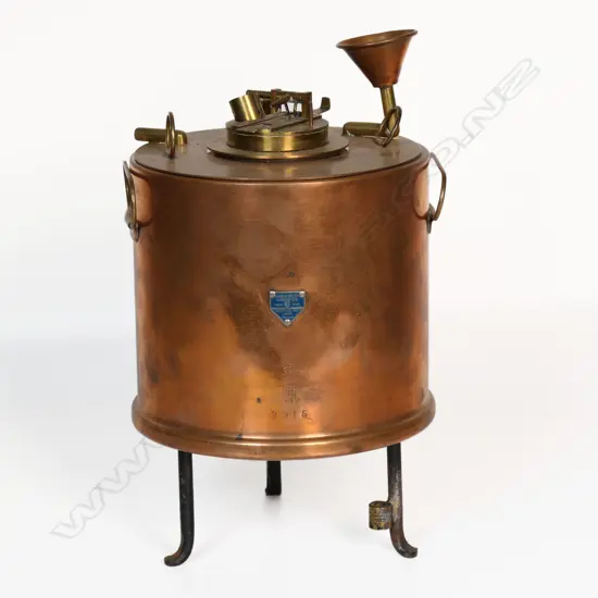 Flash point tester by Baird & Tatlock of London, copper & wooden boxed, 300 x 170mm