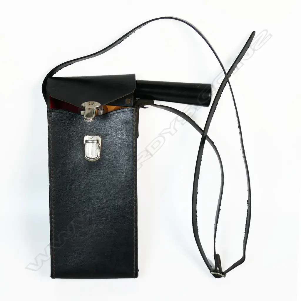 Leather cased Cassella whirling Psychrometer with ‘Relative Humidity Table’. L.220mm. Image 1++
