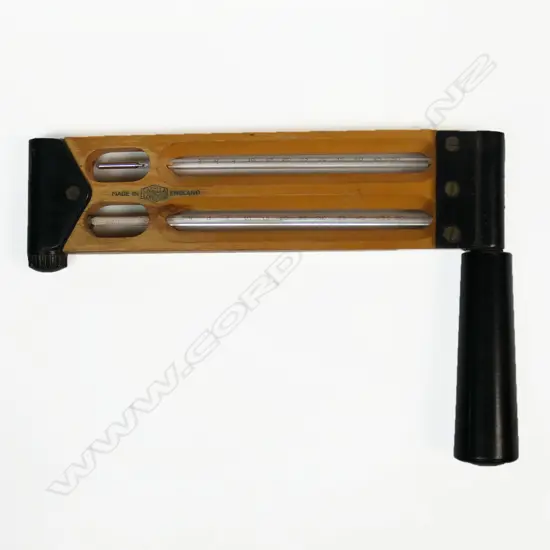 Leather cased Cassella whirling Psychrometer with ‘Relative Humidity Table’. L.220mm.