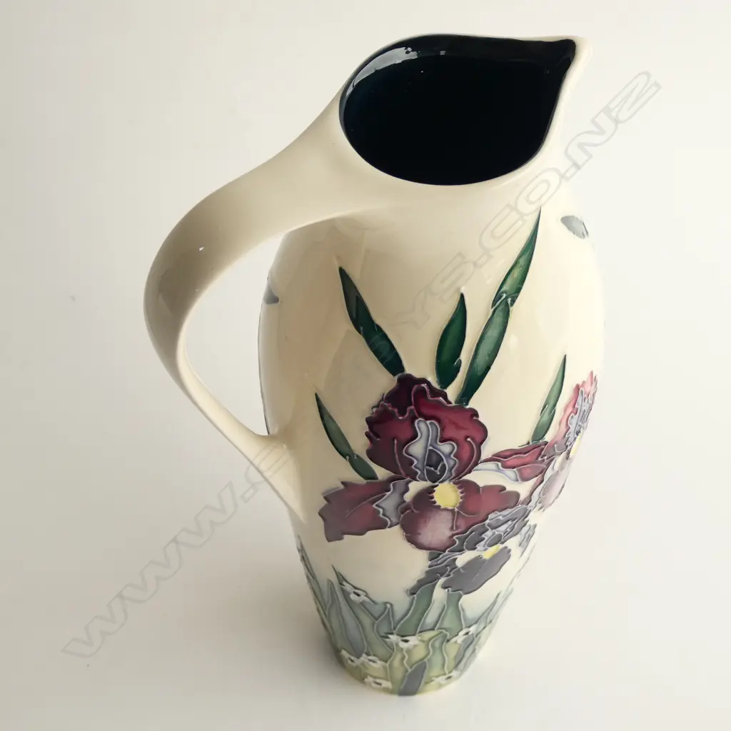 A boxed c.2004 Moorcroft Duet pattern jug designed by Nicola Slaney, shape /10. H.275mm Image 1++