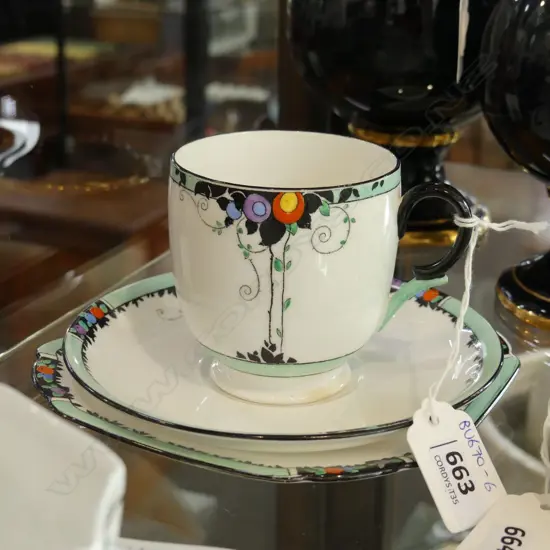 Shelley ‘Lomond Balloon Tree’  trio with maker's stamp to base. Cup H.70mm