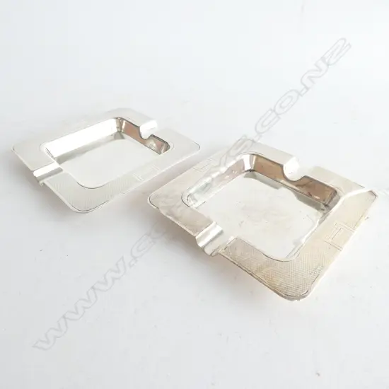 Pair of silver ashtrays, by Mappin & Webb, Birmingham 1933, 102gms