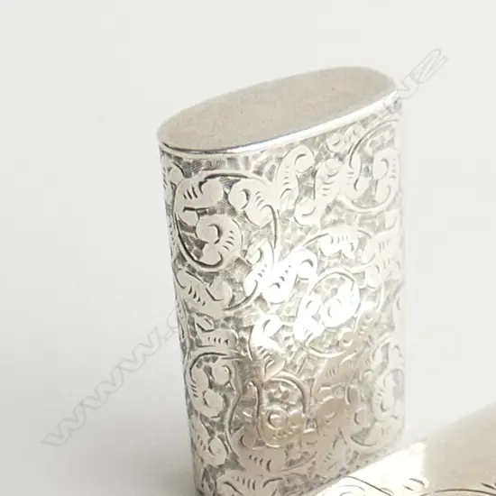 Sterling silver vesta, Birmingham 1886, 13.84gms.