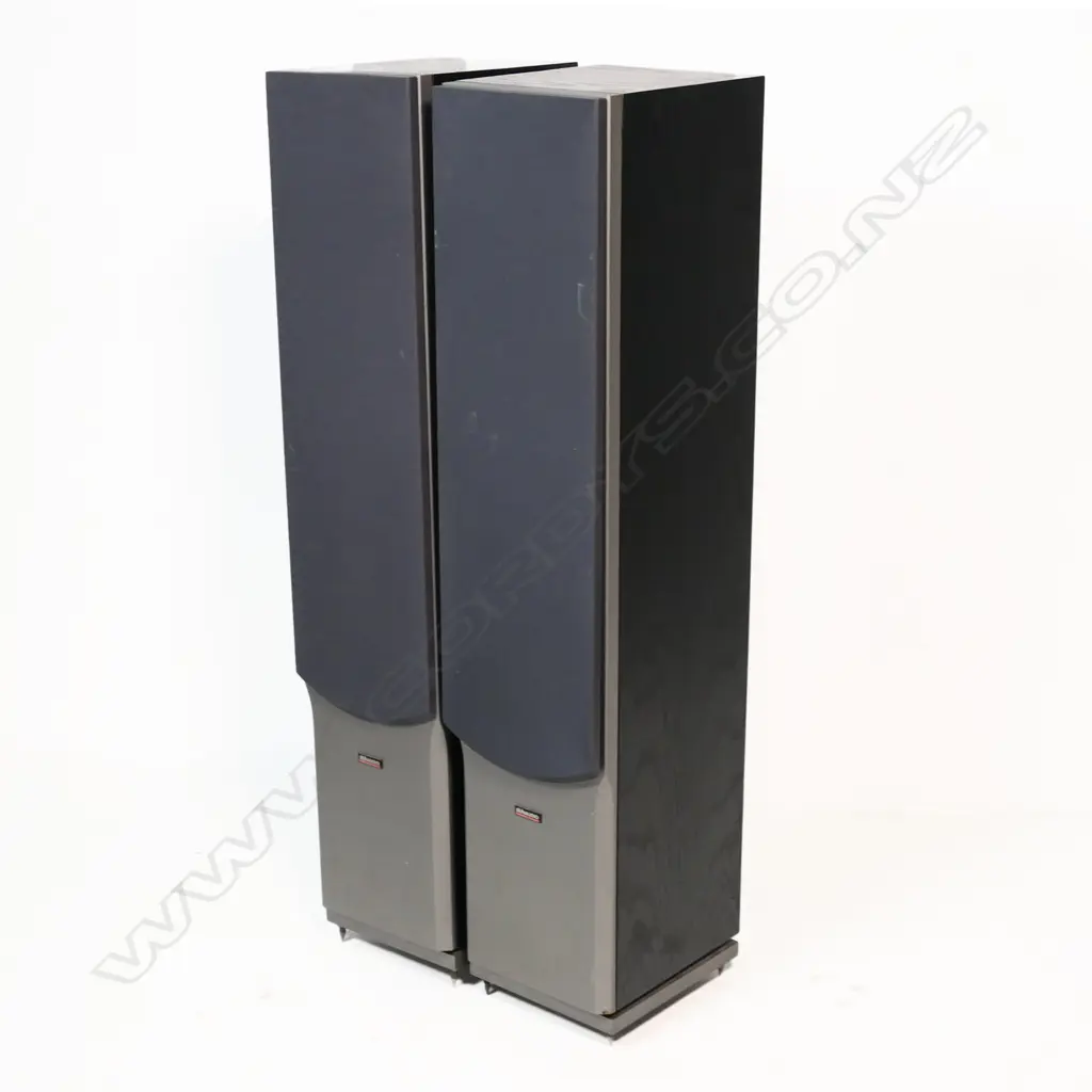 Pair of DYNAUDIO Audience 72 speakers - INPEDANCE 4 ohms, 200 x 260 x 980mm Image 1++