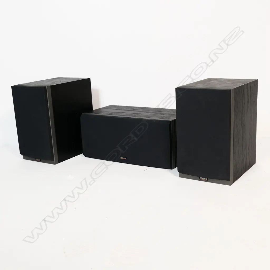 Pair of DYNAUDIO Audience 42 speakers and 42C speaker, Image 1++
