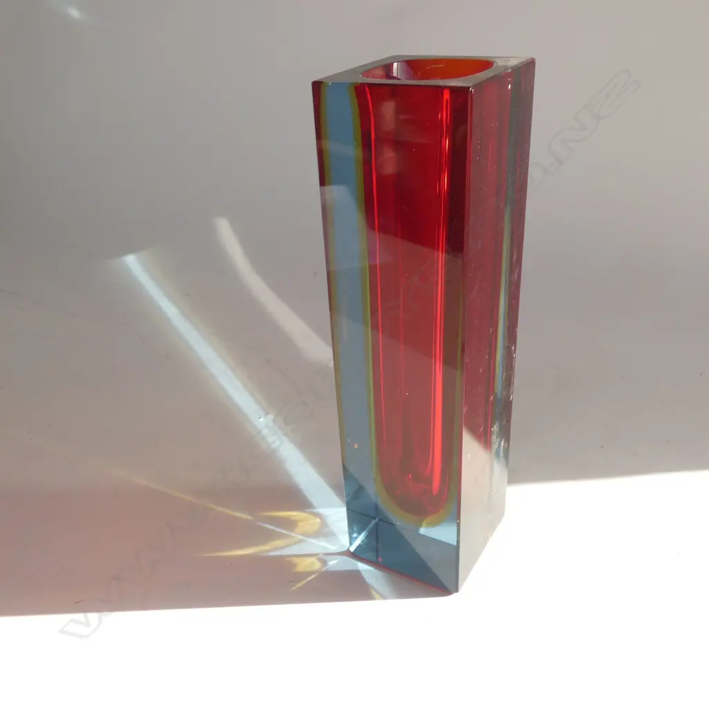 A Murano glass vase Image 1++