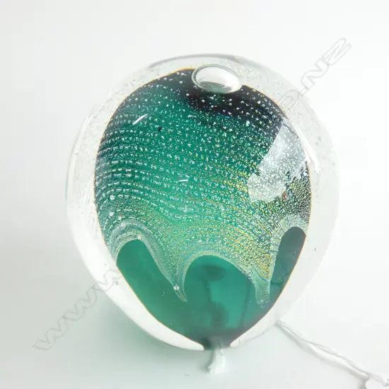 A Peter Viesnik glass paperweight