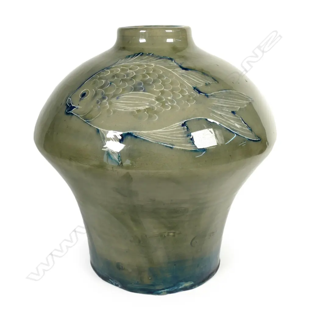 An early William Moorcroft  vase Image 1++