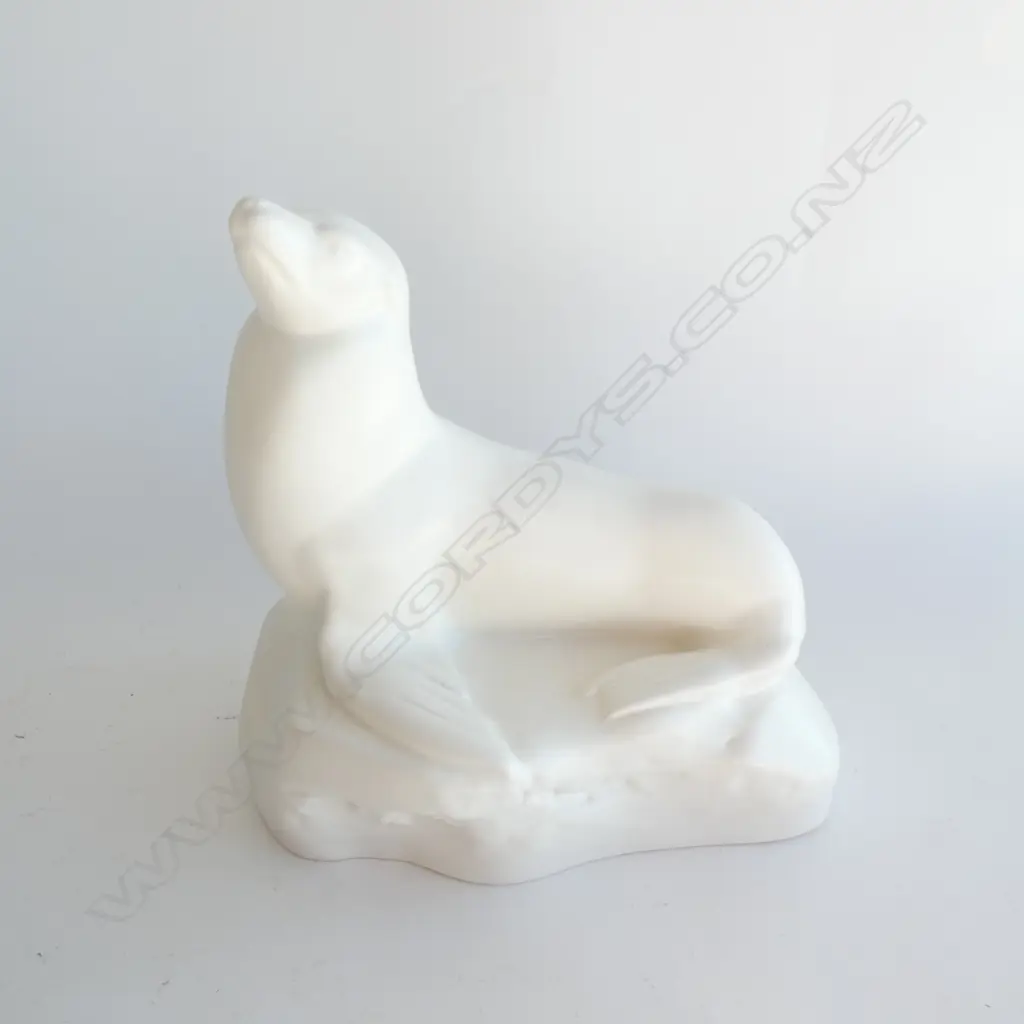 A Wedgwood seal designed by John Skeaping Image 1++