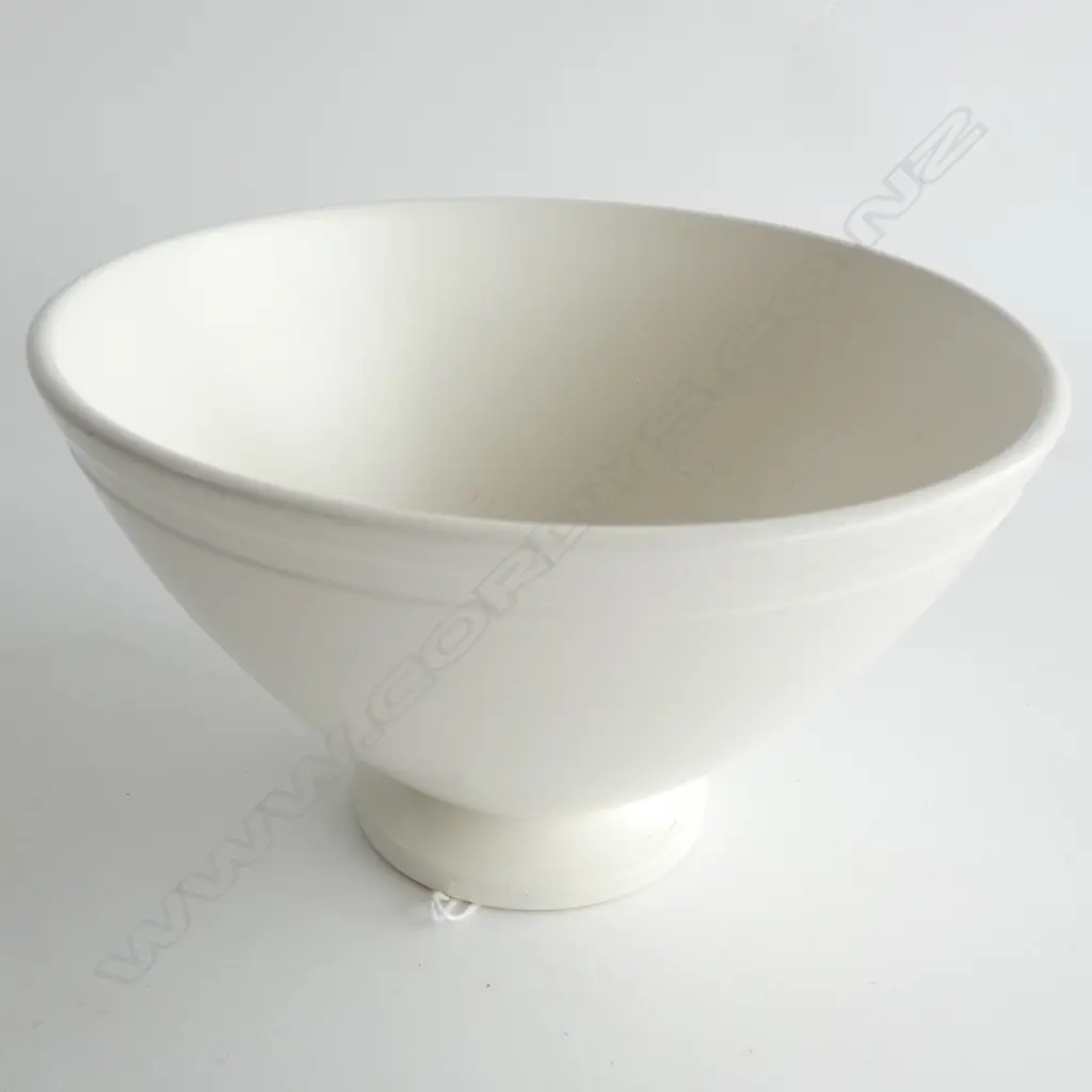 A Wedgwood conical bowl designed by Keith Murray Image 1++