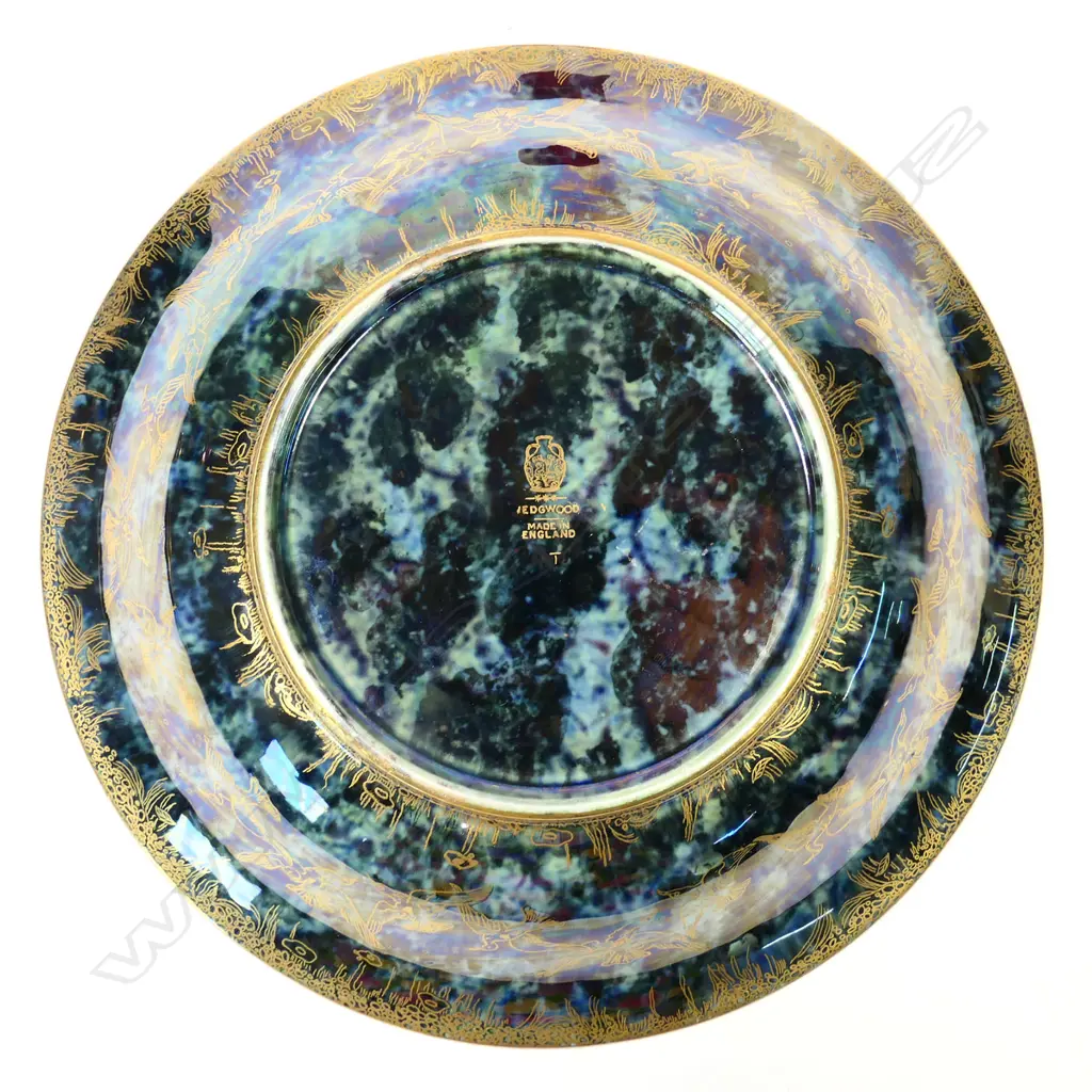 A Wedgwood Fairyland lustre Bowl by Daisy Makeig-Jones Image 1++