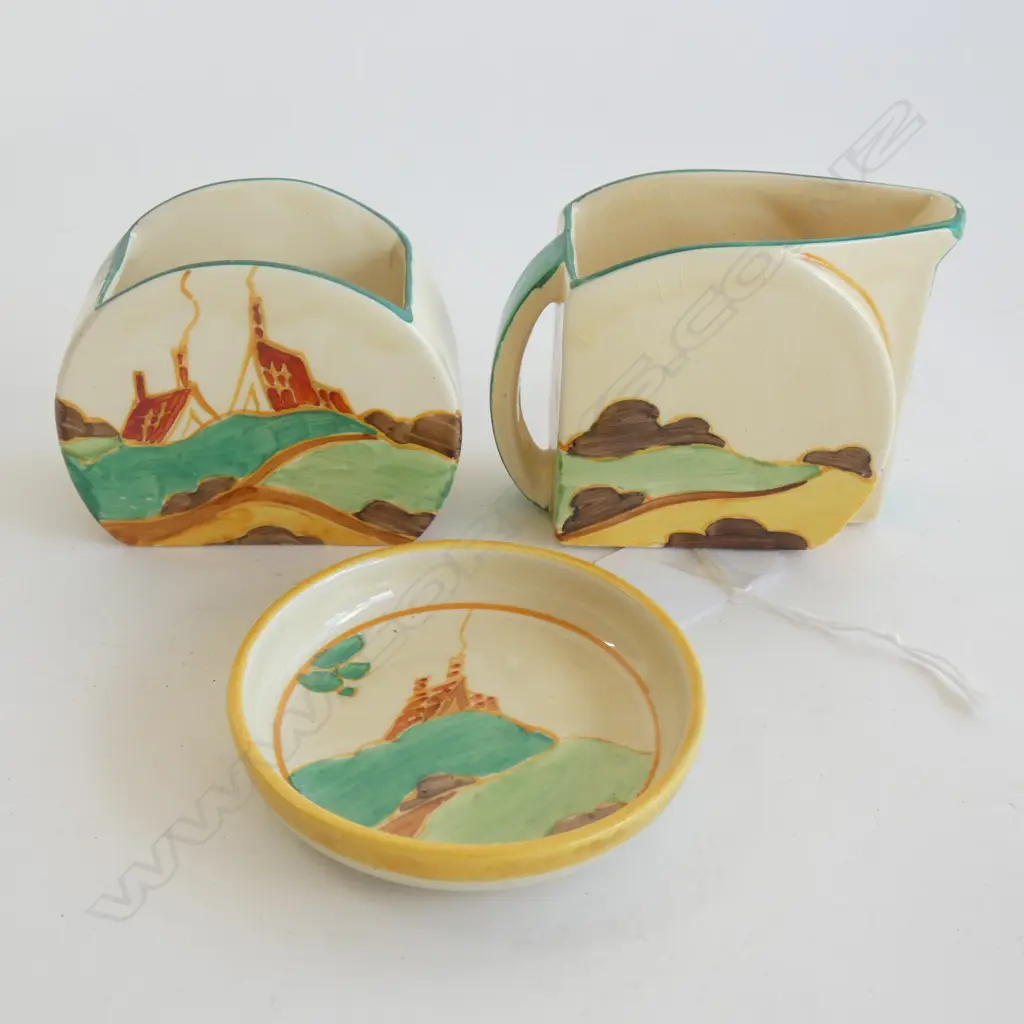 A Clarice Cliff Bonjour shape Fantastique jug and sugar bowl, Image 1++