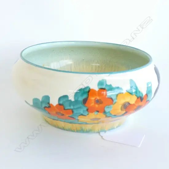 A Clarice Cliff  Bizarre ‘Sandon’ pattern bowl