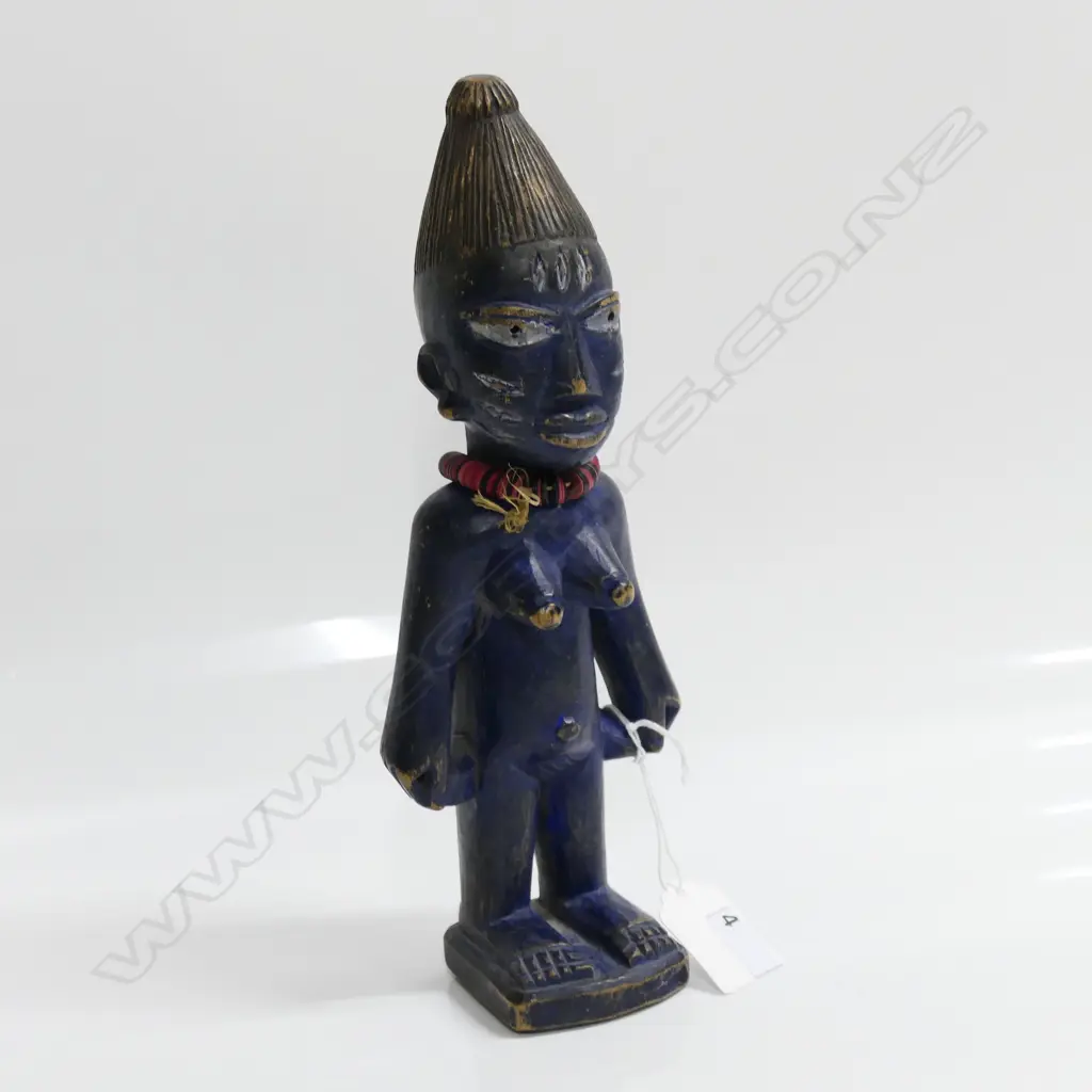 YORUBA BENIN ERE IBEJI WOOD CARVED FEMALE FIGURE with indigo & red & black disc necklace H.240mm Image 1++