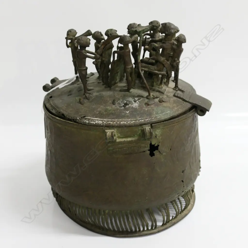 GHANA WEST AFRICAN CAST BRONZE ASHANTI VESSEL, H.250mm. Some distress Image 1++