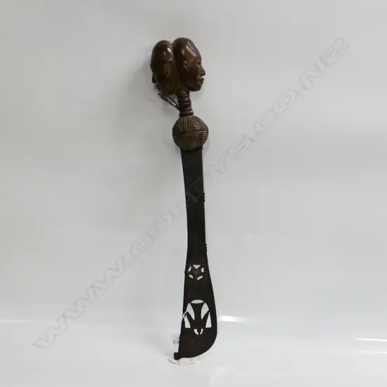 GHANA WEST AFRICAN LGE KNIFE handle with back to back double head forms. Bird & star pierced blade. L.630mm.