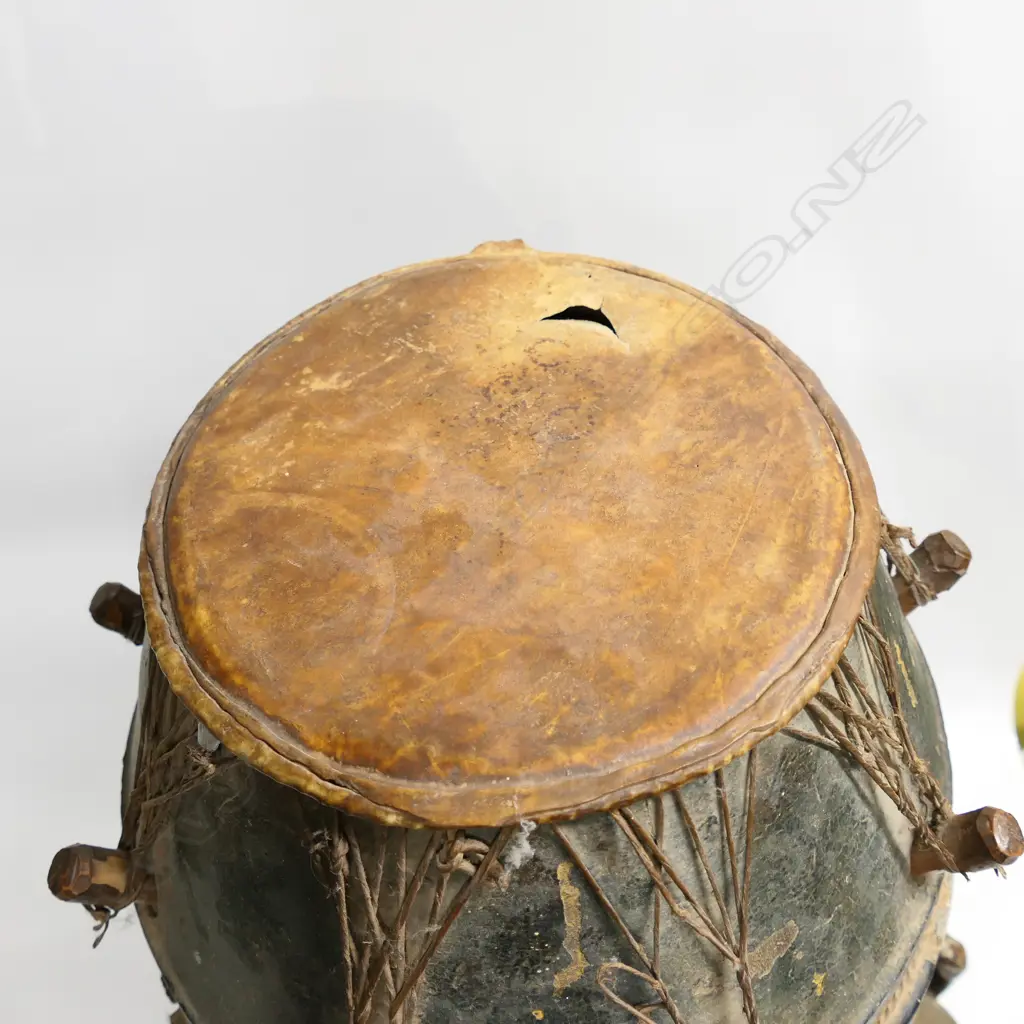 AFRICAN ASHANTI CARVED WOOD DRUM WITH MAN ON PIG, H.740mm. Image 1++