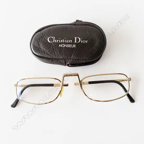 CHRISTIAN DIOR FOLDING READING GLASSES