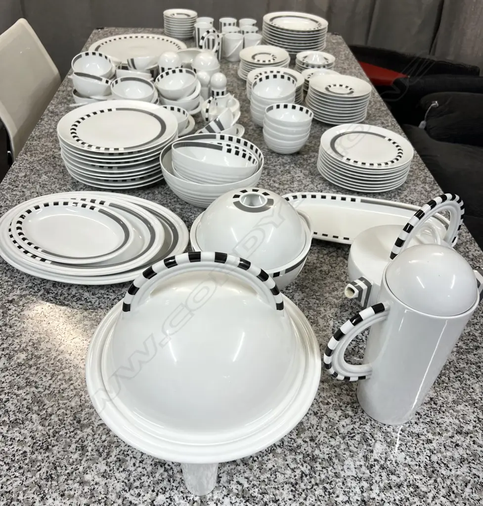 ROSETHAL FORNESETTI PALLADIANA DINNER SERVICE 9 PERSON SETTING Image 1++