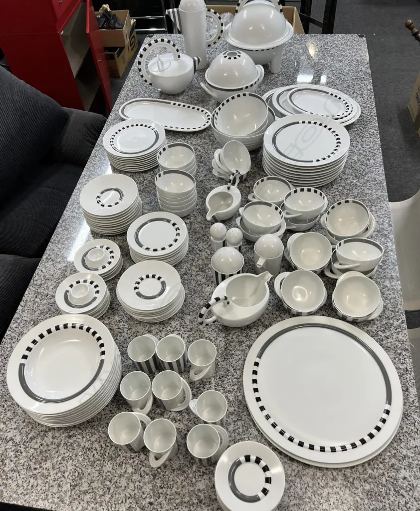 ROSETHAL FORNESETTI PALLADIANA DINNER SERVICE 9 PERSON SETTING Image 1++