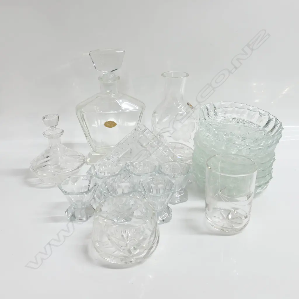 19 VARIOUS GLASSWARE: 6 shot glasses (H.55mm), carafe (H.180mm) 2 perfume bottles (tallest 240mm), 7 saucers (Dia.150mm) Image 1++