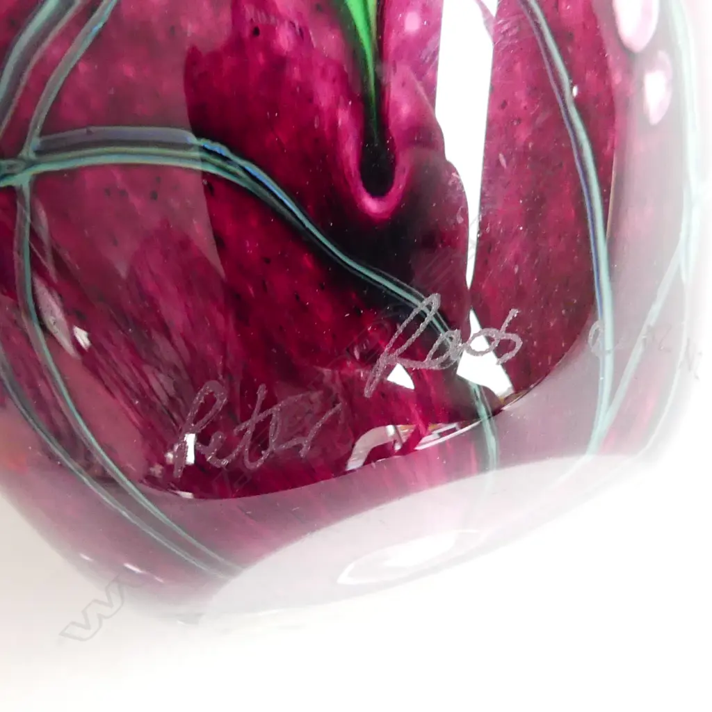 PETER RAOS PAPERWEIGHT, SIGNED AND DATED 2002, H.100mm Image 1++