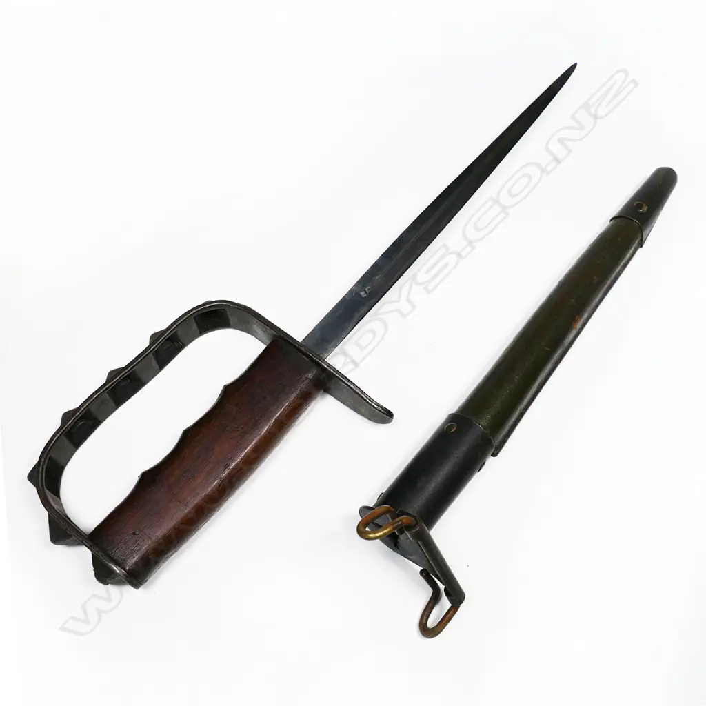 Knuckle knife with cruciform blade and metal scabbard leather covered WWI US. L.356mm Image 1++