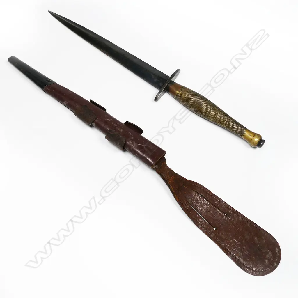 WWII type Fairburn Sykes dagger with leather scabbard. L.293mm Image 1++