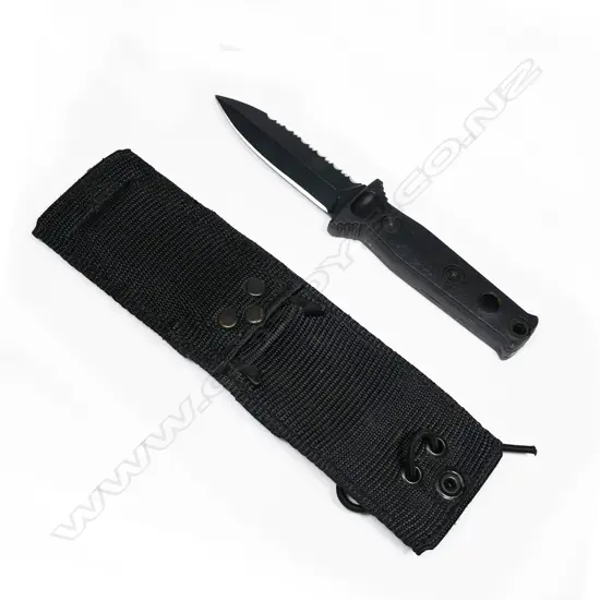 Todd group NZSAS fighting knife with nylon scabbard. L.204mm