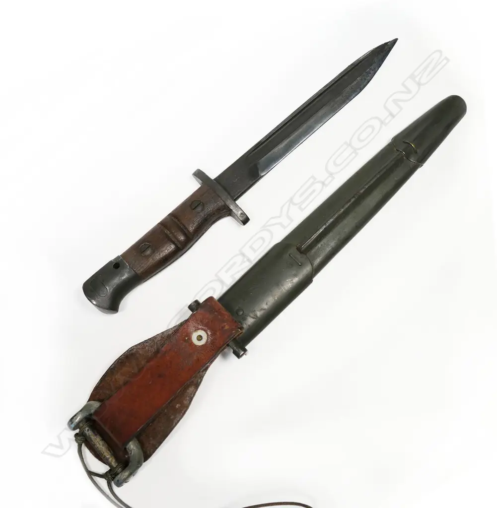 1917 dated American Remington bayonet. L.310mm Image 1++