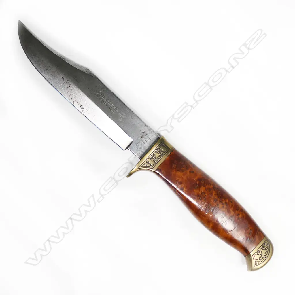 Browning knife with Damascus blade in wooden presentation box. 486/500. No Scabbard. L.235mm Image 1++