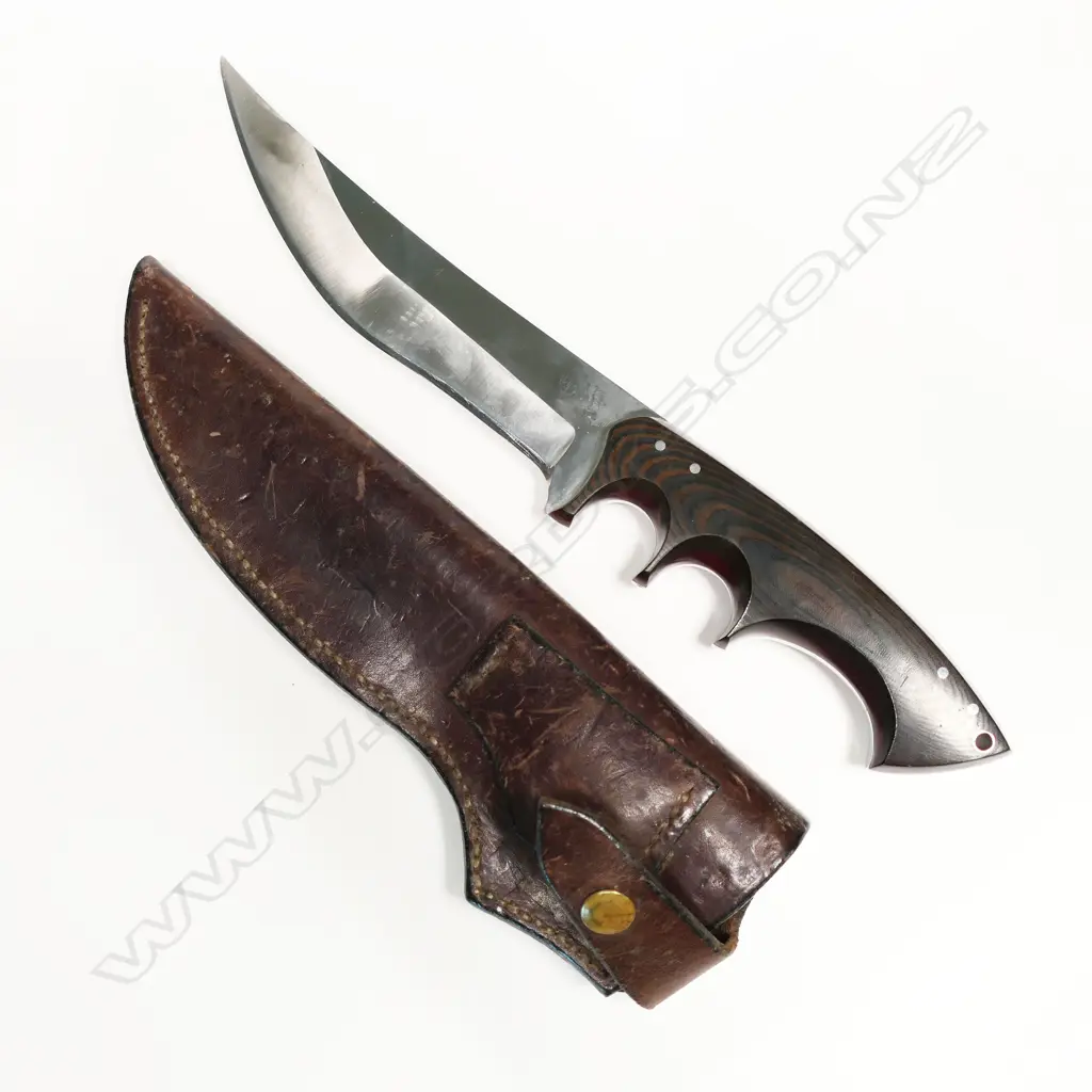 Large custom-made knife dated 1992 and in leather scabbard. L.340mm Image 1++