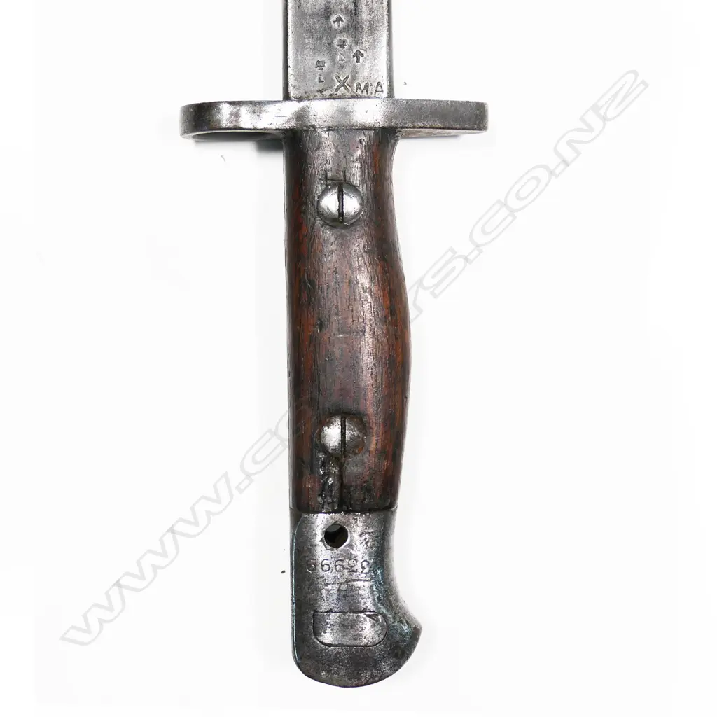 1907 bayonet dated 1940 with leather scabbard this seems to be dated 1944. L.550mm Image 1++