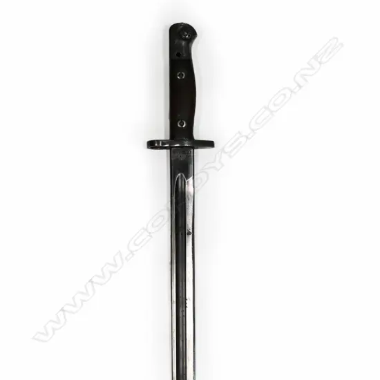 1907 bayonet dated 1940 with leather scabbard this seems to be dated 1944. L.550mm