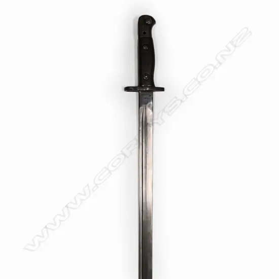 1907 NZ stamped bayonet and scabbard. L.550mm