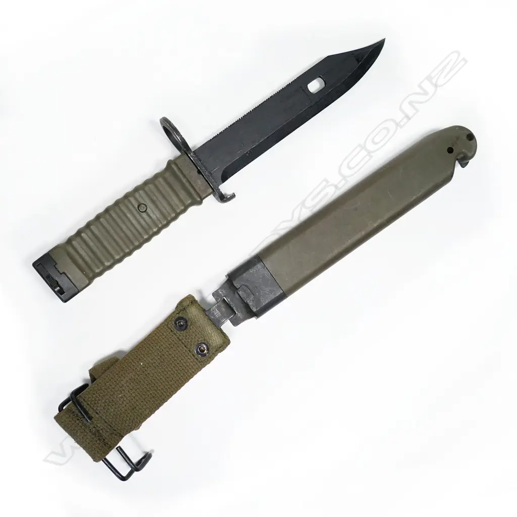 German KCB 77 combat knife for Steyr trials. L.300mm Image 1++