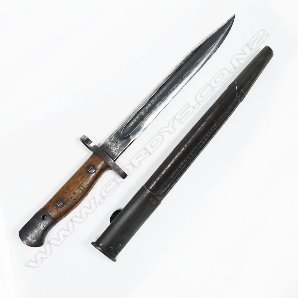 1907 shortened bayonet dated 1942 with scabbard. L.350mm Image 1++