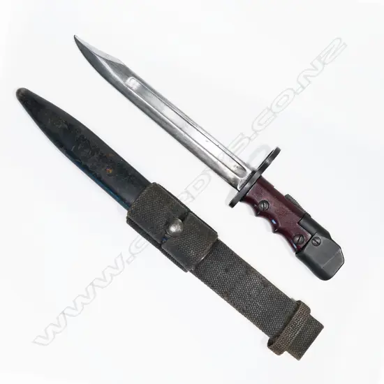 No.7 Land Service Bayonet and scabbard. L.315mm