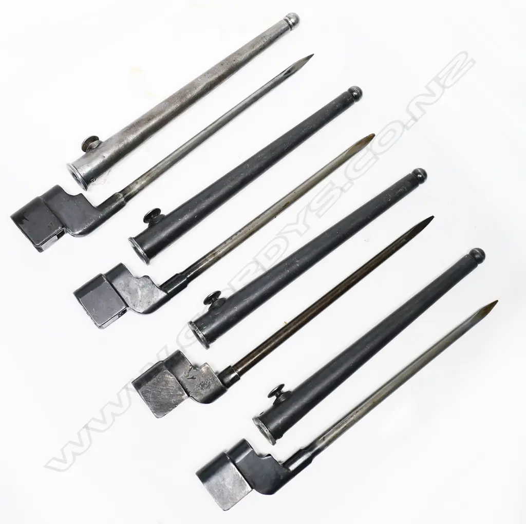 Collection of four No.4 MK II spike bayonets with scabbards. L.250mm Image 1++
