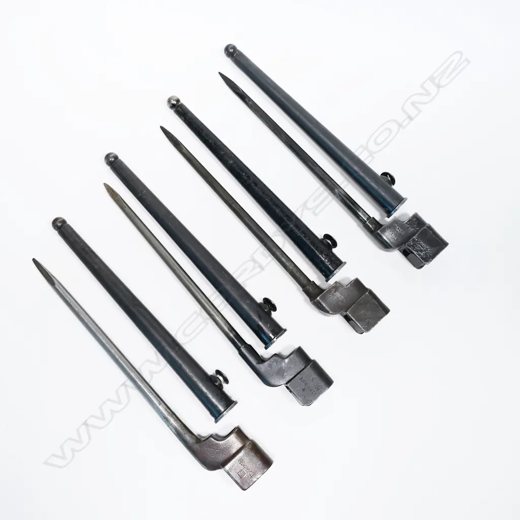 Collection of four No.4 MK II spike bayonets with scabbards. L.250mm Image 1++