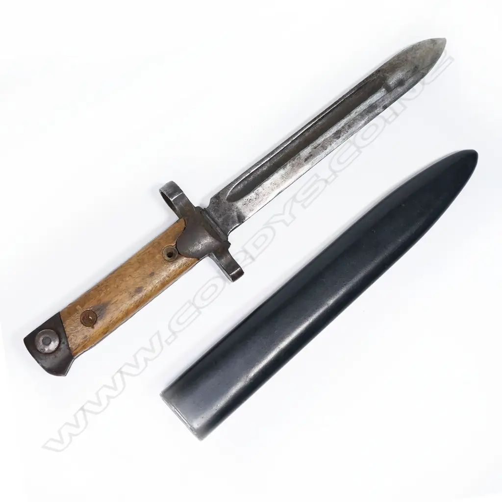 Possibly Italian bayonet and scabbard. L.285mm Image 1++