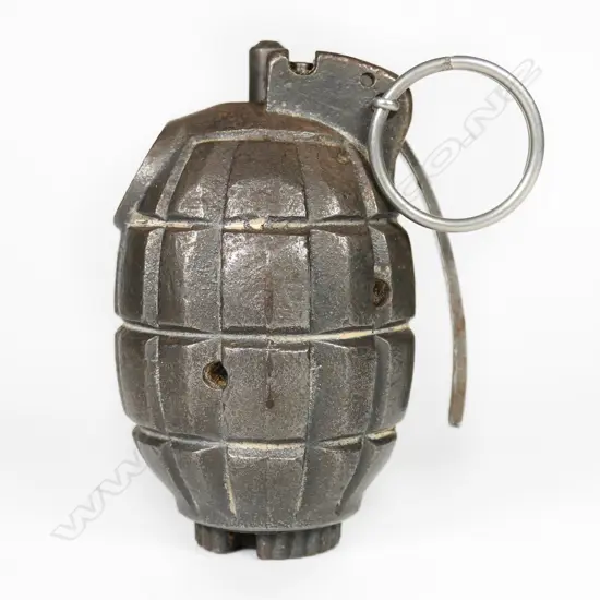 WWII hand grenade Mason and Porter Oct 1941. H.100mm