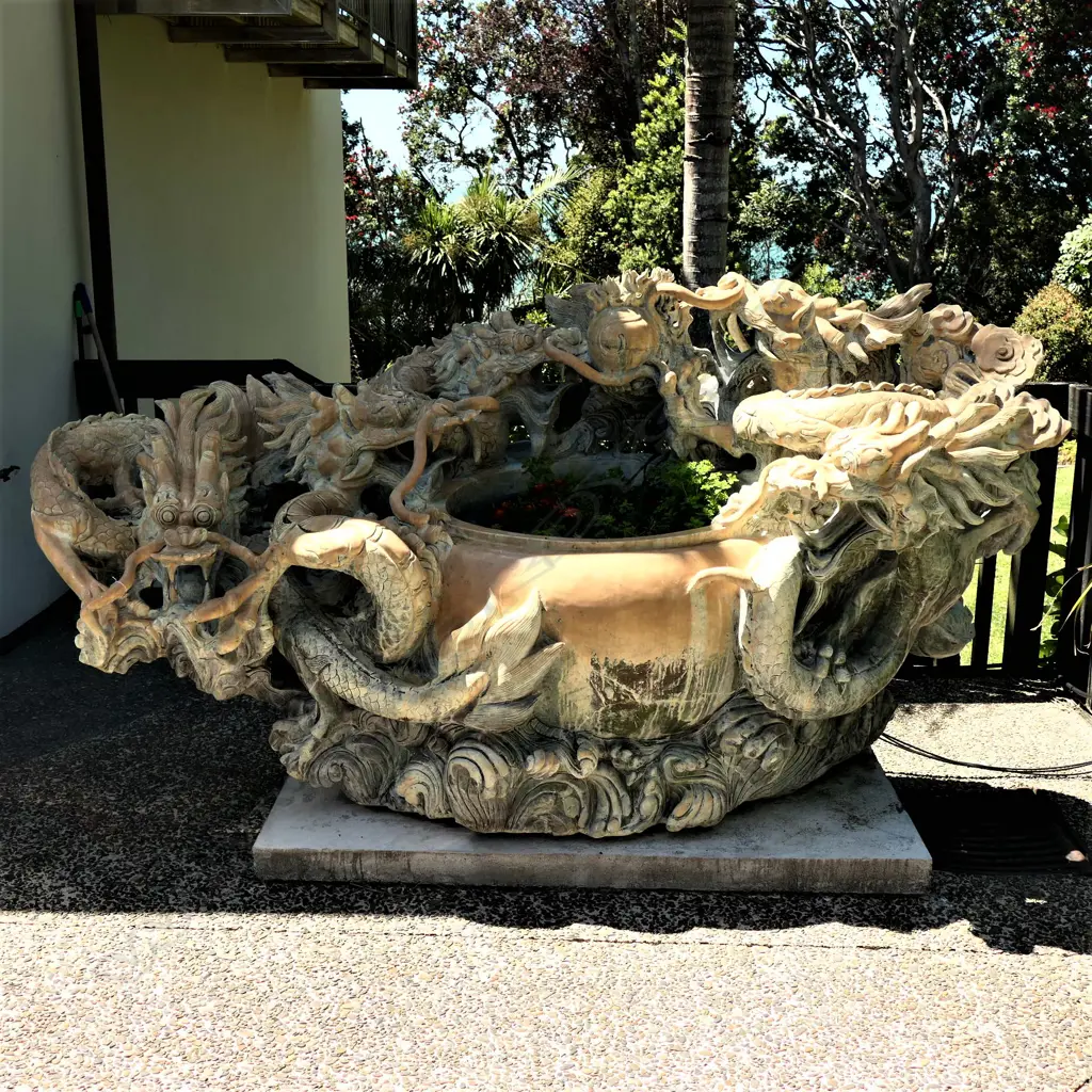 A very large and heavy carved stone Chinese dragon decorated pot Image 1++