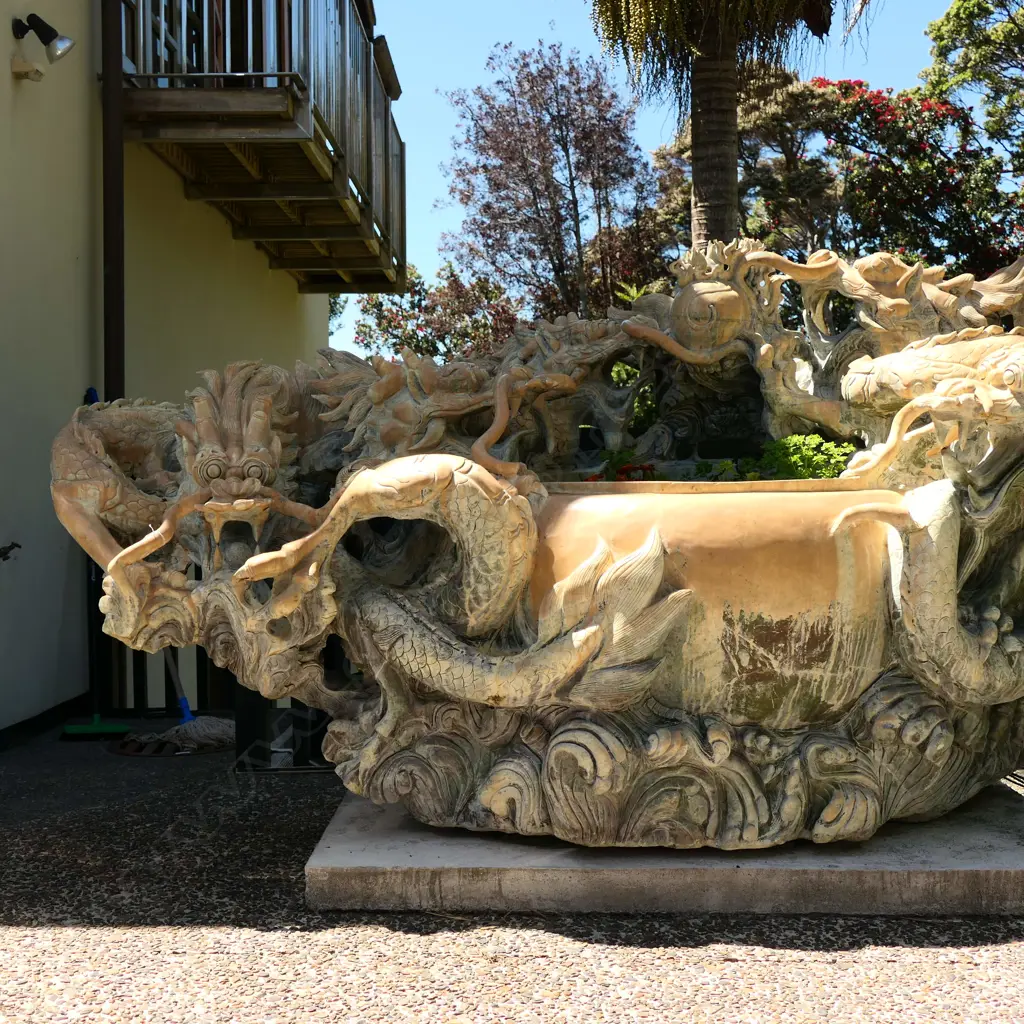 A very large and heavy carved stone Chinese dragon decorated pot Image 1++