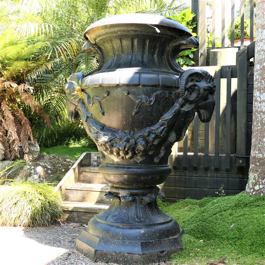 An exceptionally large classical cast iron urn (fountain) on base Image 1++