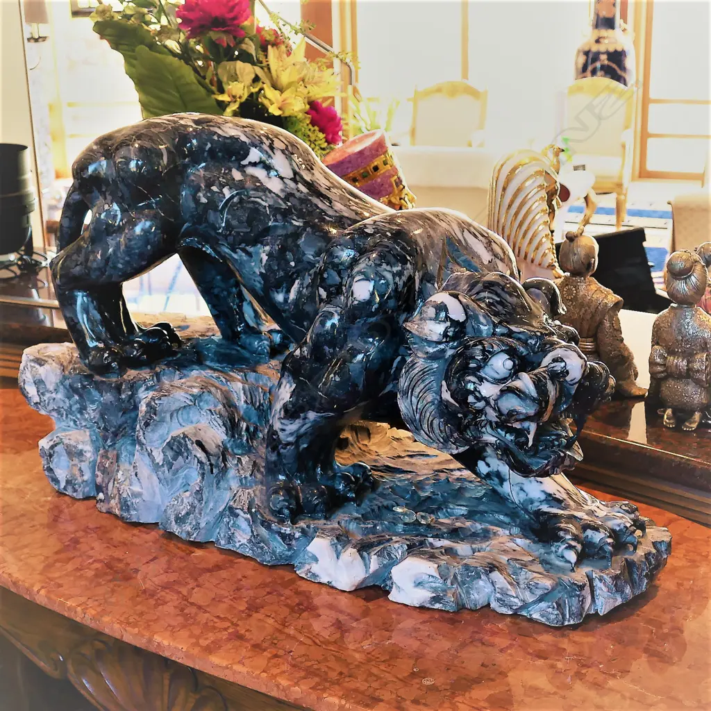 A large carved marble panther - stalking pose Image 1++